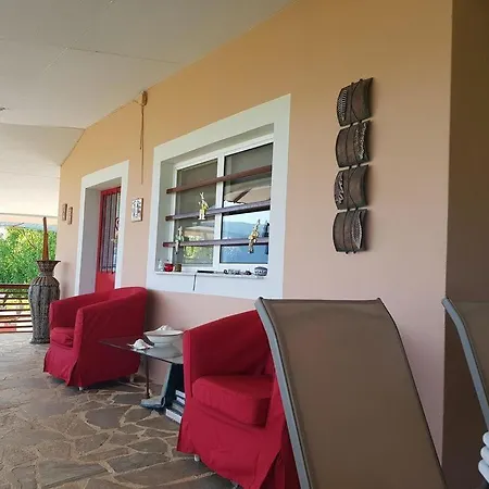 Casa vacanze Charming 4-bed House In Pyrgetós